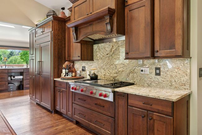 1405 W Farm Rd, House other with 5 bedrooms, 5 bathrooms and null parking in Chaska MN | Image 31