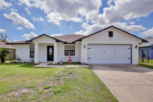 735 Chris Ct, SAINT CLOUD, FL, 34769-5204 | Card Image
