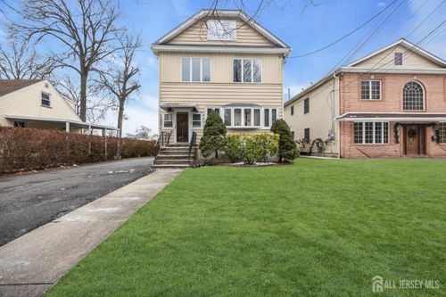 128 E Colfax Ave, Roselle Park, NJ, 07204-1717 | Card Image
