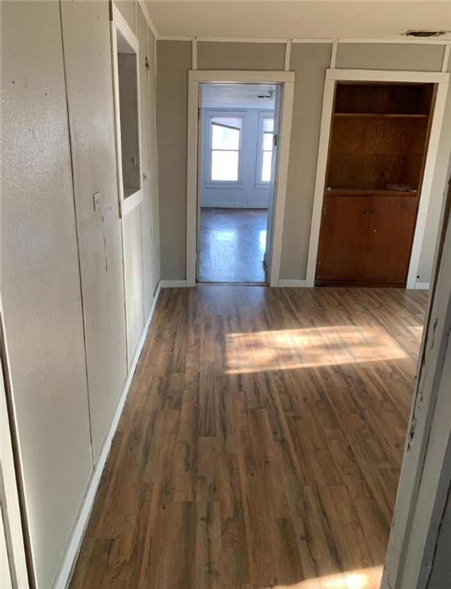 225 E Main St, House other with 3 bedrooms, 2 bathrooms and null parking in Bishop TX | Image 15