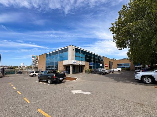 2a-2330 Government St, Victoria, BC, V8T5G5 | Card Image