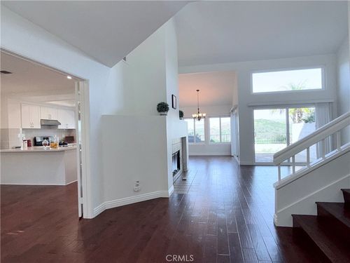 9 La Quinta, Irvine, CA, 92612-2924 | Card Image