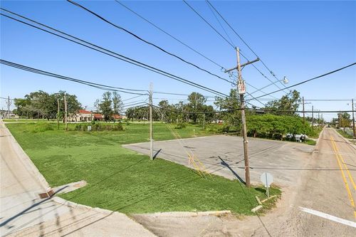 300 Main St, Belle Chasse, LA, 70037-2726 | Card Image