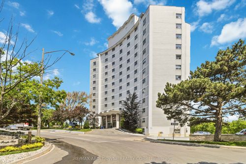 1201-125 Forsythe St, Oakville, ON, L6K3K1 | Card Image