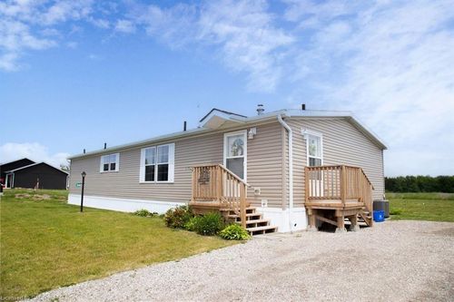 26 Hickory Hollow, Nanticoke, ON, N0A1L0 | Card Image