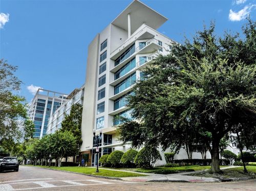 305-525 E Jackson St, ORLANDO, FL, 32801-6607 | Card Image