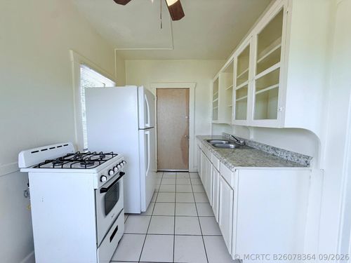 12-2010 Broward Ave, West Palm Beach, FL, 33407-6119 | Card Image