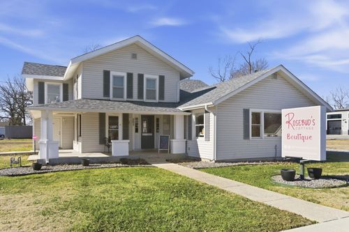 205 N Main St, Nixa, MO, 65714-9389 | Card Image