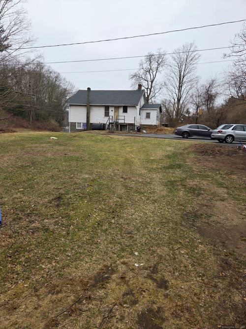 127 Route 6, Columbia, CT, 06237-1150 | Card Image