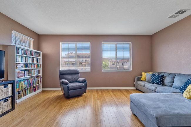 757 Roble St, Townhouse with 4 bedrooms, 3 bathrooms and 2 parking in Watsonville CA | Image 5