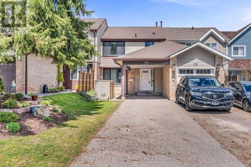39 Rushmore Crescent, Brampton (Heart Lake East), ON, L6Z1R1 | Card Image