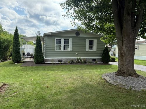 125 Sherwood Dr, Lockport, NY, 14094 | Card Image