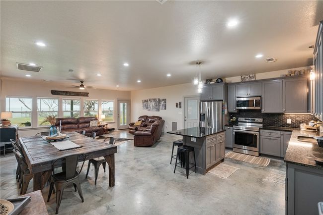 662 S County Road 1150, House other with 3 bedrooms, 3 bathrooms and null parking in Riviera TX | Image 6