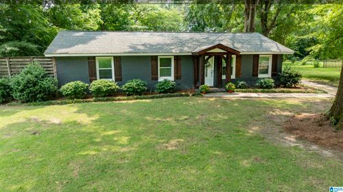 4032 Meadowview Cir, Vestavia, AL, 35243-5636 | Card Image