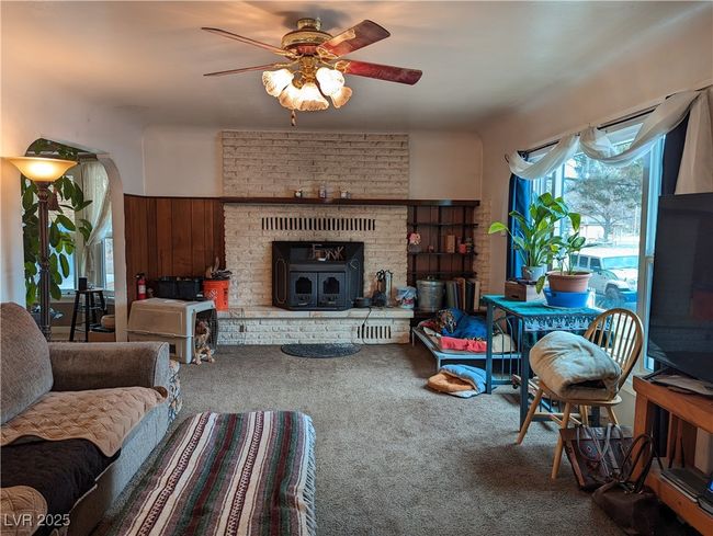 Living Room | Image 7