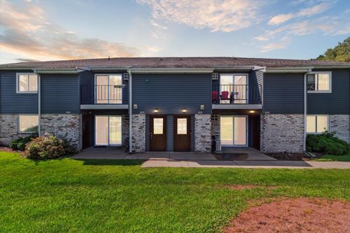 1406 Whispering Pines Way, Fitchburg, WI, 53713 | Card Image
