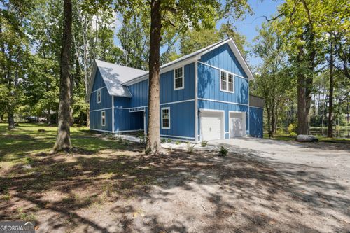 111 Jay St, Glennville, GA, 30427-2841 | Card Image