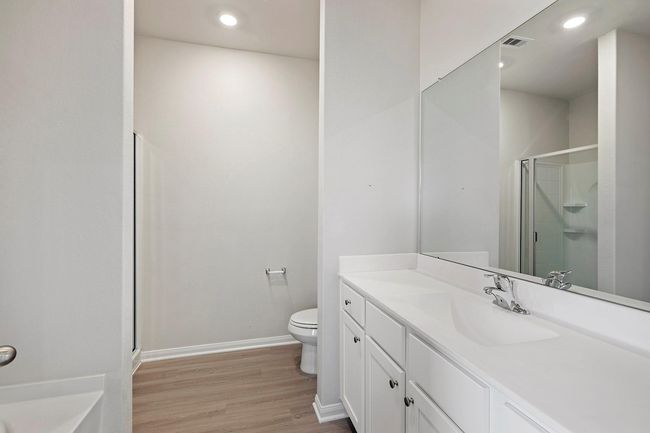 8930 Ice Quartz Dr, House other with 4 bedrooms, 2 bathrooms and 2 parking in Iowa Colony TX | Image 7