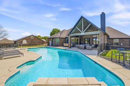 2009 Tree Top Court, Granbury, TX, 76049 | Card Image