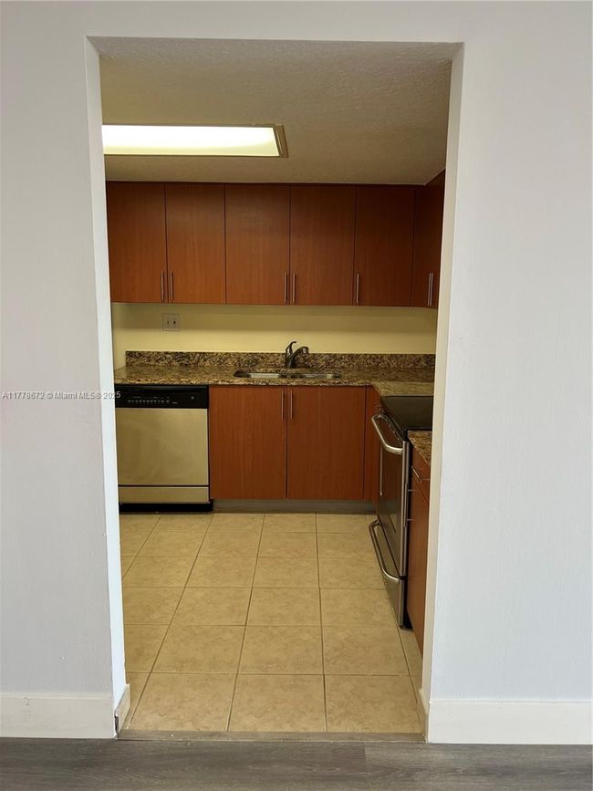APT-616 - 3300 Ne 192 Nd St, Condo with 2 bedrooms, 2 bathrooms and null parking in Aventura FL | Image 8