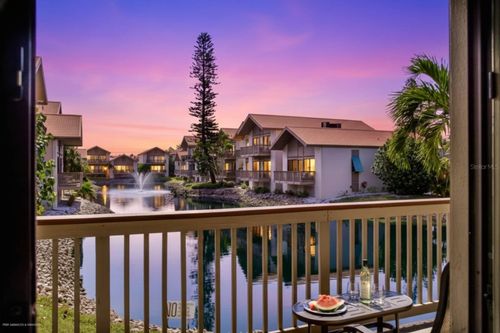 c104-1087 Lake House Cir, SARASOTA, FL, 34242-1841 | Card Image