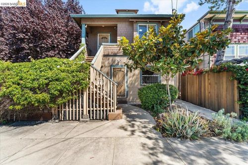 2136 Linden St, Oakland, CA, 94607 | Card Image