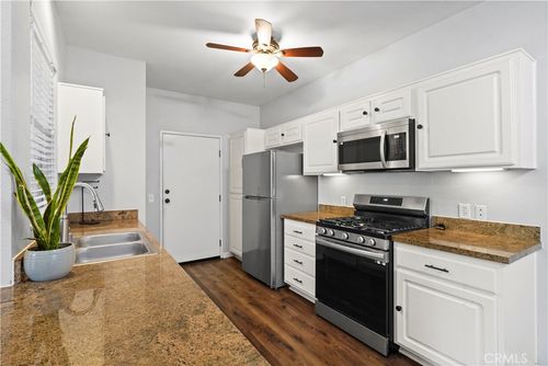 712-20000 Plum Canyon Rd, Santa Clarita, CA, 91350-2400 | Card Image
