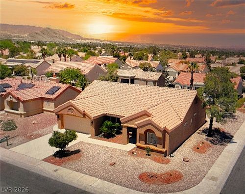 8500 Linderwood Dr, Las Vegas, NV, 89134-8654 | Card Image
