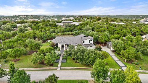 1817 Knights Chance Ln, Spicewood, TX, 78669-4306 | Card Image