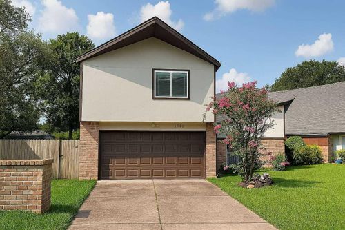 1940 E Allegro St, Houston, TX, 77080-5562 | Card Image