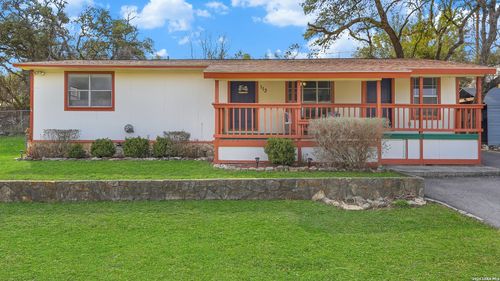 113 Creekview Dr, Canyon Lake, TX, 78133-4351 | Card Image