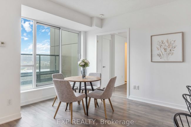 1001 - 550 N Service Rd, Condo with 2 bedrooms, 2 bathrooms and null parking in Grimsby ON | Image 8