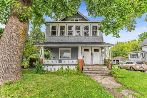 845 Dayton St, Akron, OH, 44310-2241 | Card Image