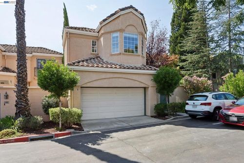 231 Majorca Dr, San Ramon, CA, 94582-4594 | Card Image
