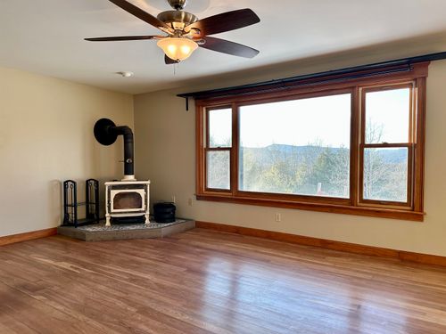49 Sherri Ln, North Clarendon, VT, 05759-9247 | Card Image