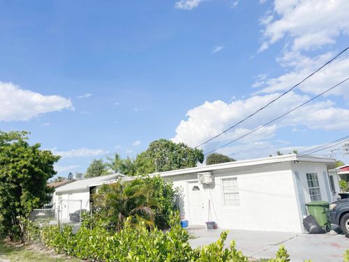 3213 Drew Way, Palm Springs, FL, 33406-7637 | Card Image