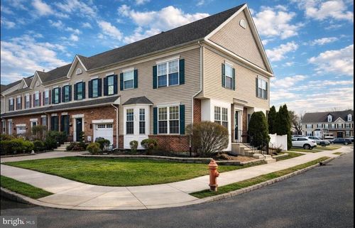 2036 W Reserve Dr, PHILADELPHIA, PA, 19145-5750 | Card Image