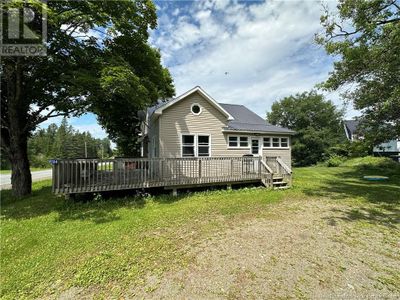 8584 Rte 107, House other with 3 bedrooms, 1 bathrooms and null parking in Glassville NB | Image 3