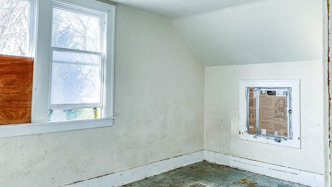 1227 Cedar St, House other with 3 bedrooms, 1 bathrooms and null parking in South Bend IN | Image 4
