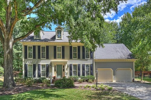 6605 Mays Chapel Ln, Charlotte, NC, 28270-2826 | Card Image