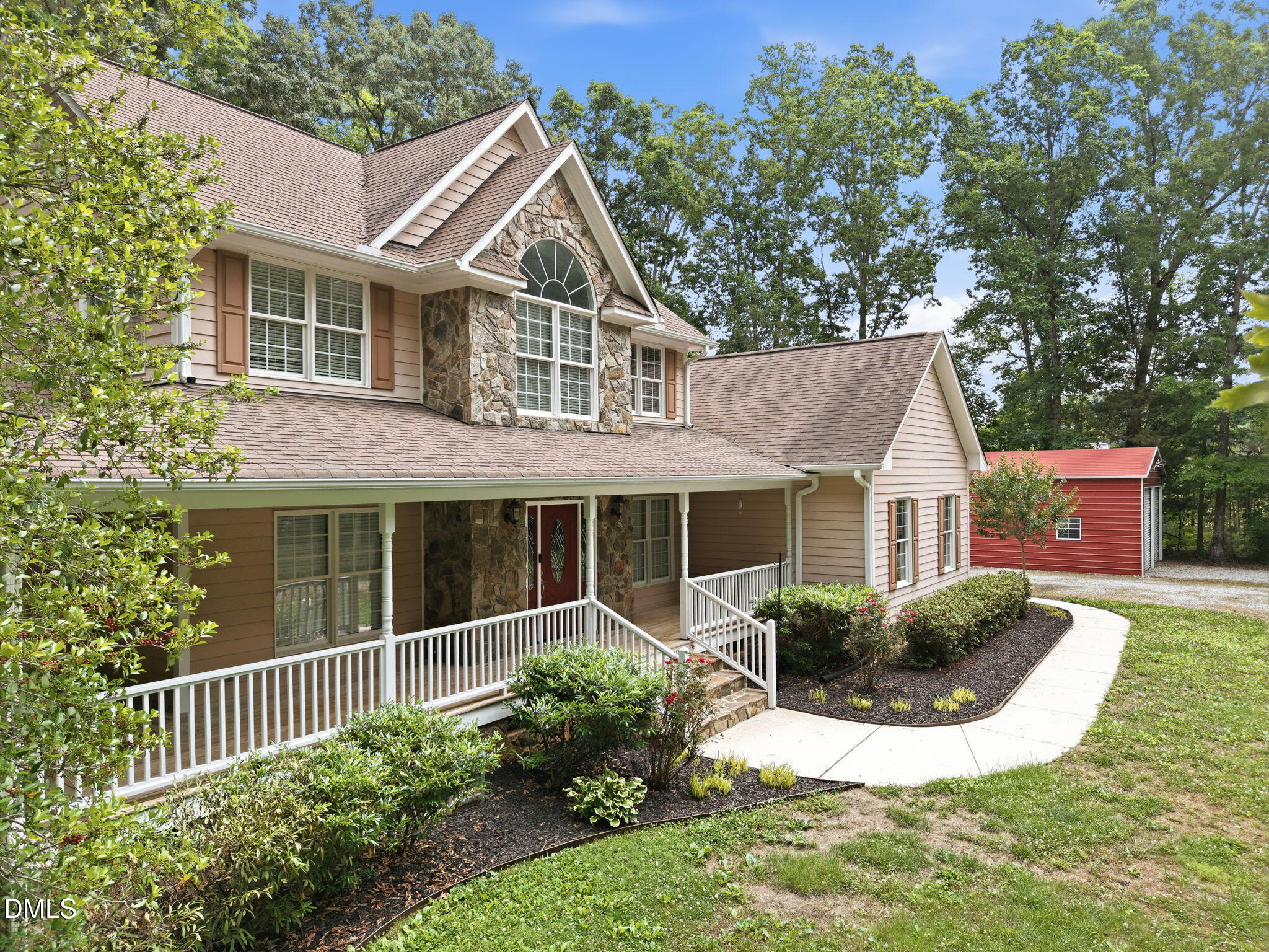 Residential in Rougemont 3