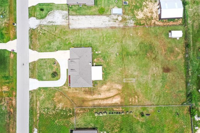 239 Springwood Ranch Loop, House other with 4 bedrooms, 2 bathrooms and null parking in Springtown TX | Image 34