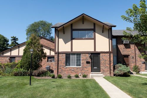 1S168 Ardmore Avenue, Villa Park, IL, 60181 | Card Image