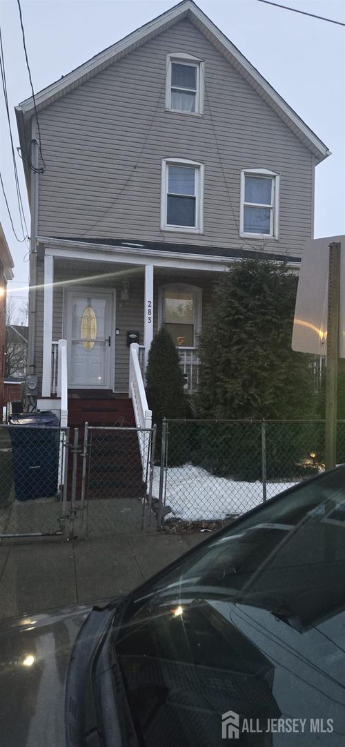 283 Washington St, Perth Amboy, NJ, 08861-3333 | Card Image