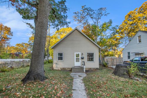 2917 Jefferson St, Muskegon Heights, MI, 49444-2025 | Card Image