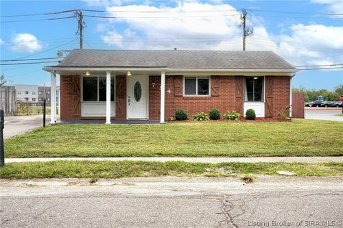 754 Spicewood Dr, Clarksville, IN, 47129-1118 | Card Image