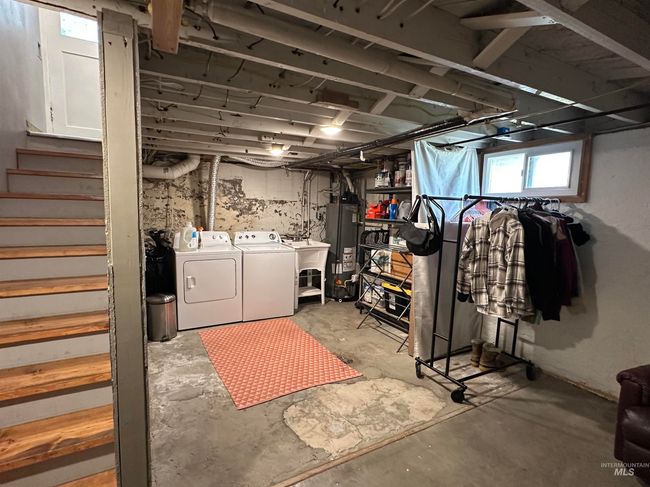 821 3 Rd St, House other with 4 bedrooms, 2 bathrooms and null parking in Lewiston ID | Image 9