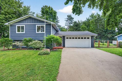 2421 4th St, White Bear Tp, MN, 55110-5701 | Card Image