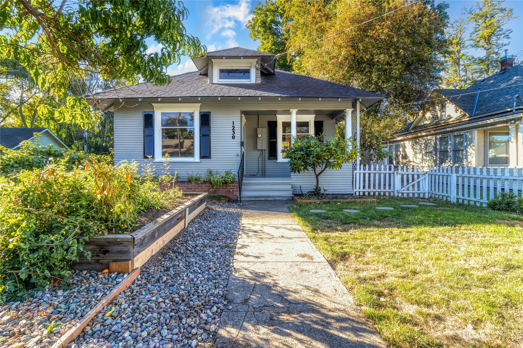 Isaacs Ave, Walla Walla, WA 99362