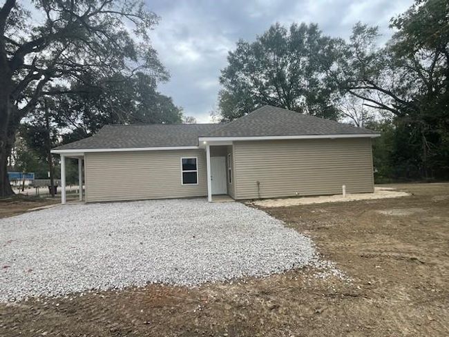 Side | Image 16